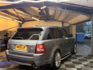 2012 Land Rover Range Rover Sport 3.0 Sd V6 Hse in Grey — image 4