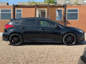 2017 Ford Focus 2.0 Tdci St-2 Euro 6 (s/s) 5dr in Black — image 4