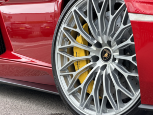2018 Lamborghini Aventador 6.5 V12 Lp 740-4 S in Black — image 4