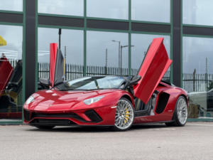 2018 Lamborghini Aventador 6.5 V12 Lp 740-4 S in Black — image 6