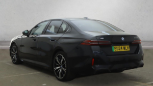 2024 BMW I5 40 83.9kwh M Sport Pro Saloon 4dr Electric Auto Edrive (11kw Charger) (340 Ps) in Black — image 3