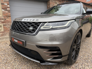 2017 Land Rover Range Rover Velar 3.0 Sd6 V6 R-Dynamic Hse in Silver — image 5