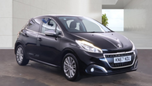 2017 Peugeot 208 1.2 Puretech Allure Black 5dr 7 Stamps in Black — image 3