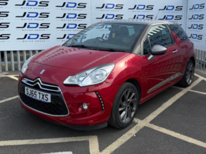 2015 Ds Automobiles Ds 3 1.2 Puretech Dstyle Nav Hatchback 3dr Petrol Manual Euro 6 (s/s) (110 Ps) in Red — image 2