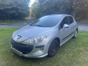 2010 Peugeot 308 1.4 Vti S in Silver — image 4