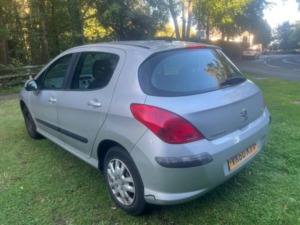 2010 Peugeot 308 1.4 Vti S in Silver — image 6