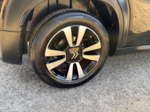 2018 Citroen C3 Aircross 1.2 Puretech Feel Euro 6 5dr in Black — image 4