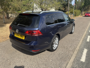 2014 Volkswagen Golf 1.4 Tsi Bluemotion Tech Gt in Blue — image 3