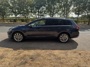2014 Volkswagen Golf 1.4 Tsi Bluemotion Tech Gt in Blue — image 6