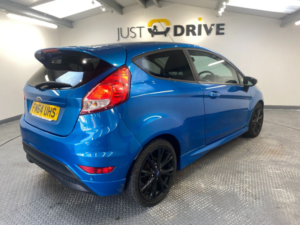 2015 Ford Fiesta 1.0t Ecoboost Zetec S Hatchback 3dr Petrol Manual Euro 5 (s/s) (125 Ps) in Blue — image 5