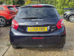 2014 Peugeot 208 1.2 Vti Puretech Style in Blue — image 5