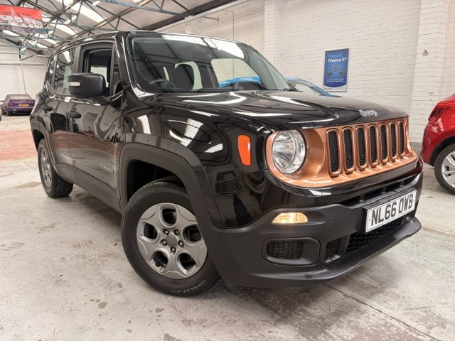 2016 Jeep Renegade 1.6 Renegade My17 Sport 1.6 E-Torq 110hp in Black — image 1