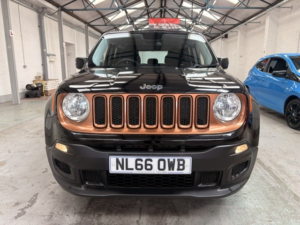 2016 Jeep Renegade 1.6 Renegade My17 Sport 1.6 E-Torq 110hp in Black — image 5