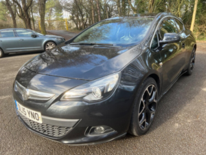 2015 Vauxhall Astra Gtc 1.6 Cdti Ecoflex Sri in Black — image 4