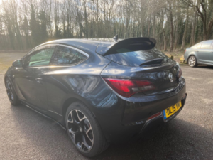 2015 Vauxhall Astra Gtc 1.6 Cdti Ecoflex Sri in Black — image 6
