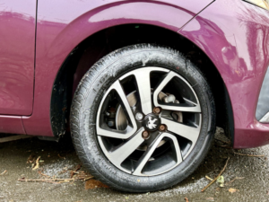2018 Peugeot 108 1.2*allure*cam-Dab-Bt-Purple-Fsh-2kys-Ulez-Just 30k**stunning,bigspec** in Purple — image 5