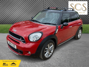 2015 MINI Countryman 2.0 Cooper Sd All4 Countryman in Red — image 3