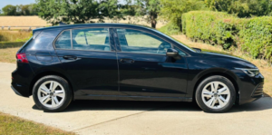 2022 Volkswagen Golf 1.5 Tsi Life Euro 6 (s/s) 5dr in Black — image 2