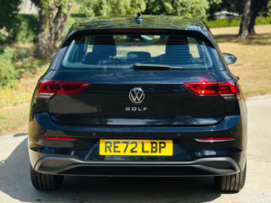 2022 Volkswagen Golf 1.5 Tsi Life Euro 6 (s/s) 5dr in Black — image 6
