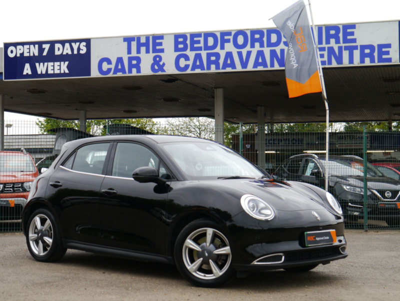 2023 Gwm Funky Cat 48kwh First Edition Hatchback 5dr Electric Auto (171 Ps) in Black — image 1