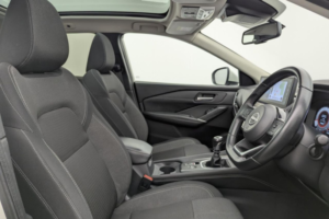2022 Nissan Qashqai 1.3 Dig-T Mhev N-Connecta SUV 5dr Petrol Hybrid Manual Euro 6 (s/s) (140 Ps) in White — image 3