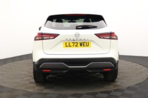 2022 Nissan Qashqai 1.3 Dig-T Mhev N-Connecta SUV 5dr Petrol Hybrid Manual Euro 6 (s/s) (140 Ps) in White — image 6