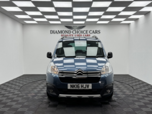 2016 Citroen Berlingo 1.6 Bluehdi Xtr in Blue — image 2