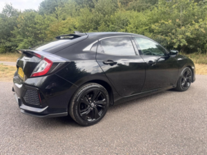 2017 Honda Civic 1.0 Vtec Turbo Sr in Black — image 6