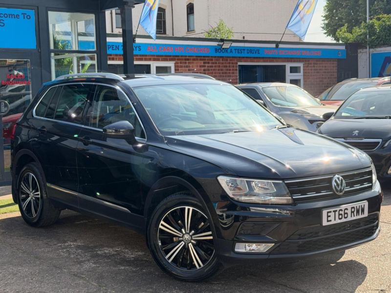2017 Volkswagen Tiguan 2.0 Tdi Bluemotion Tech Se Navigation DSG 4motion Euro 6 (s/s) 5dr in Black — image 1