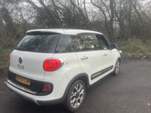 2013 Fiat 500l 1.6 Multijet Trekking in White — image 4