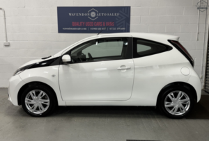 2014 Toyota Aygo 1.0 Vvt-I X-Pression in White — image 5