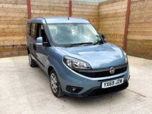 2019 Fiat Doblo 3 SEAT Wheelchair Accessible Disabled Access Vehicle Wav in Blue — image 4
