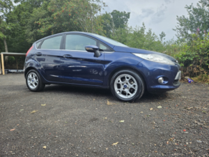 2012 Ford Fiesta 1.4 Tdci Dpf Zetec in Blue — image 4