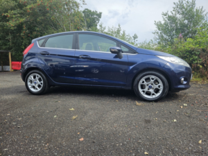 2012 Ford Fiesta 1.4 Tdci Dpf Zetec in Blue — image 5