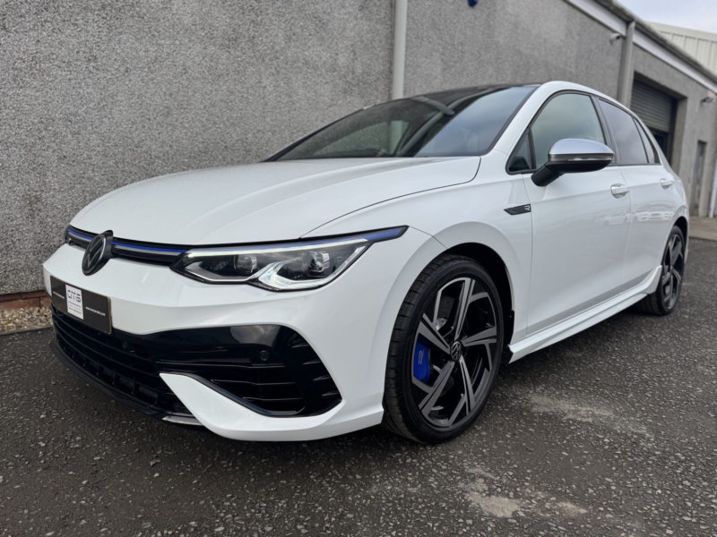 2024 Volkswagen Golf 2.0 Tsi R in White — image 1