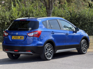 2015 Suzuki Sx4 S-Cross 1.6 Sz-T in Blue — image 4