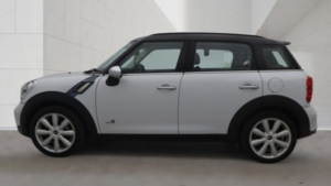 2014 MINI Countryman 2.0 Cooper Sd All4 Countryman in White — image 6