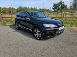 2013 Volkswagen Touareg 3.0 Tdi V6 Bluemotion Tech R-Line Tiptronic 4WD Euro 5 (s/s) 5dr in Black — image 4