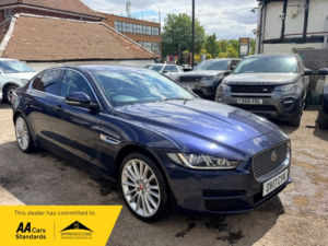 2017 Jaguar Xe