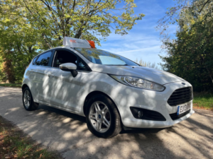 2013 Ford Fiesta 1.0 Zetec Hatchback 5dr Petrol Manual Euro 5 (s/s) (80 Ps) in White — image 6