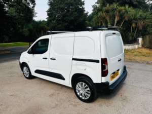 2021 Peugeot Partner 1.5 Bluehdi 1000 Professional Standard Panel Van Swb Euro 6 5dr in White — image 3