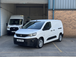2021 Peugeot Partner 1.5 Bluehdi 950 Professional Long Crew Van Lwb Euro 6 (s/s) in White — image 2