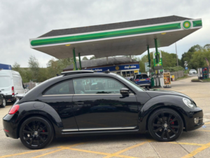 2013 Volkswagen Beetle 2.0 Tsi Turbo Black DSG Euro 5 3dr in Black — image 2