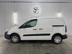 2017 Citroen Berlingo 1.6 Bluehdi 850 Enterprise in White — image 5