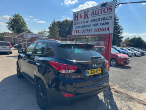 2013 Hyundai Ix35 1.7 Crdi Premium Euro 5 (s/s) 5dr in Black — image 3