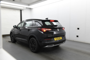 2019 Vauxhall Grandland X 1.2 Turbo Sport Nav in Black — image 4