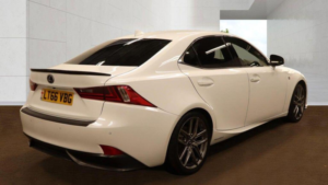 2016 Lexus Is 2.5 300h F Sport E-CVT Euro 6 (s/s) 4dr in White — image 5
