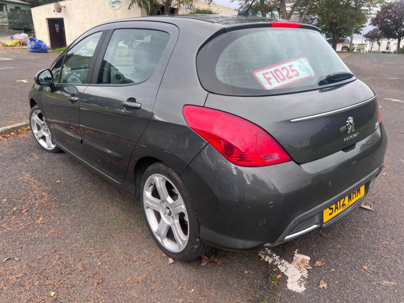2012 Peugeot 308 1.6 E-Hdi Allure Euro 5 (s/s) 5dr in Grey — image 1