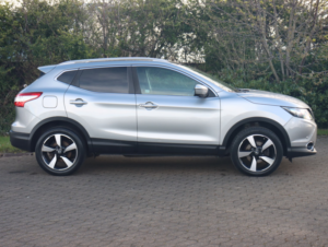 2016 Nissan Qashqai 1.5 Dci N-Connecta in Silver — image 2