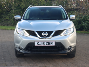 2016 Nissan Qashqai 1.5 Dci N-Connecta in Silver — image 4